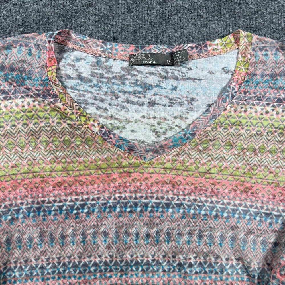 Prana Shirt Womens Size M Organic Cotton Multicolor Geometric V-Neck USA Made